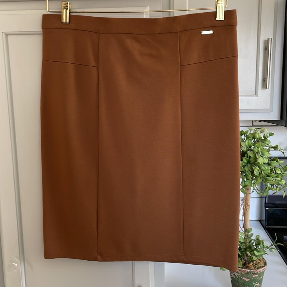 Tahari Ladies Marron Mocha Love (Brown) Modal Pencil Skirt L NWT